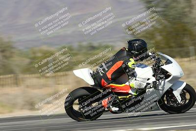 media/Dec-04-2025-Racers Edge (Thu) [[5ebc9f124d]]/3-B Group/5-Session 2 Turn 2 inside Speed Pans/